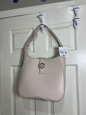 Lululemon leather alternative shoulder bag cashew beige